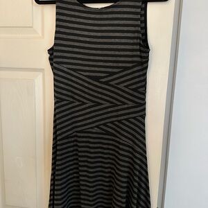 Market and Spruce Striped Black and Gray Sleeveless Dress size medium